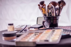 How to Stand Out in a Crowded Online Beauty Market How to Stand Out in a Crowded Online Beauty Market